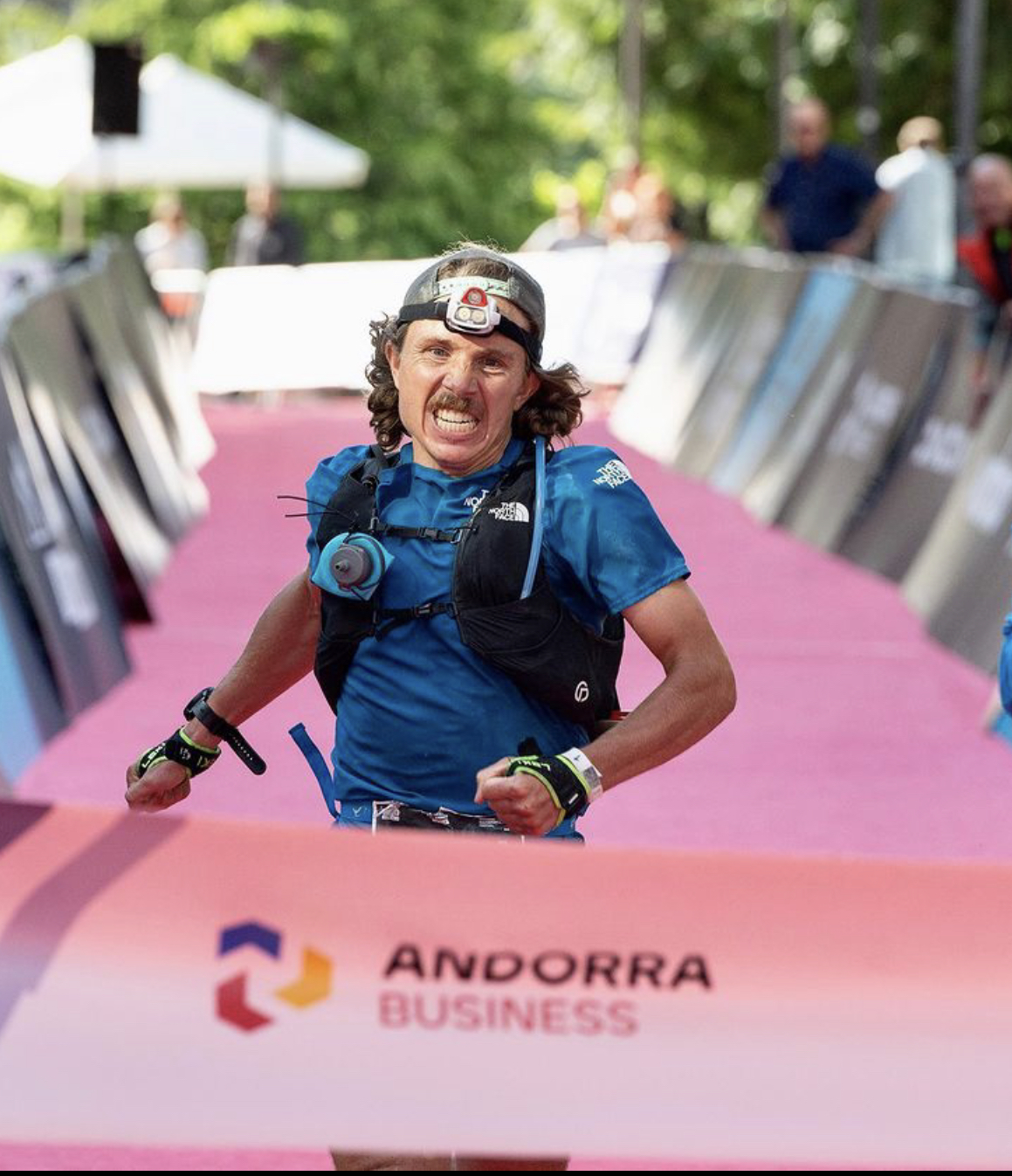 TRAIL 100 ANDORRA 2022. Gold Zach MIller and Ildikó Wermescher Mayayo